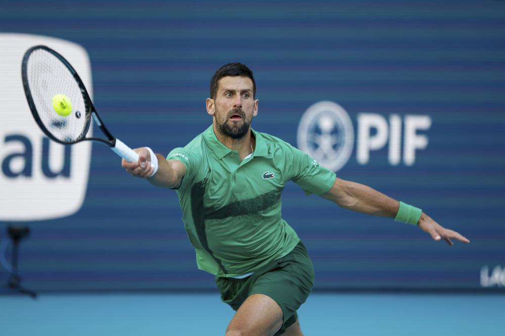 弗里克被迫在对阵贝蒂斯的比赛中调整进攻阵型