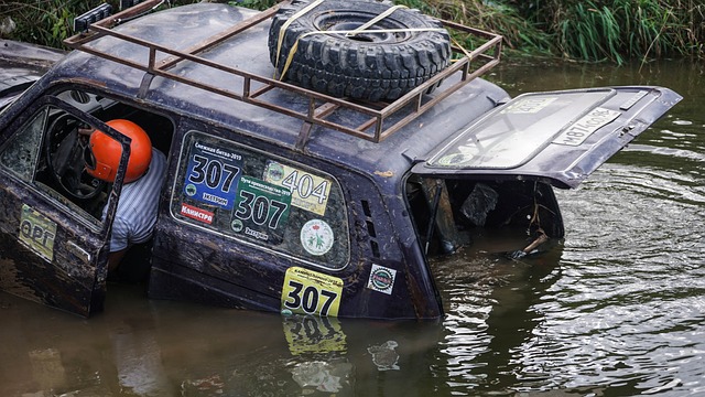篮球篮网交易传闻不断，管理层保持沉默